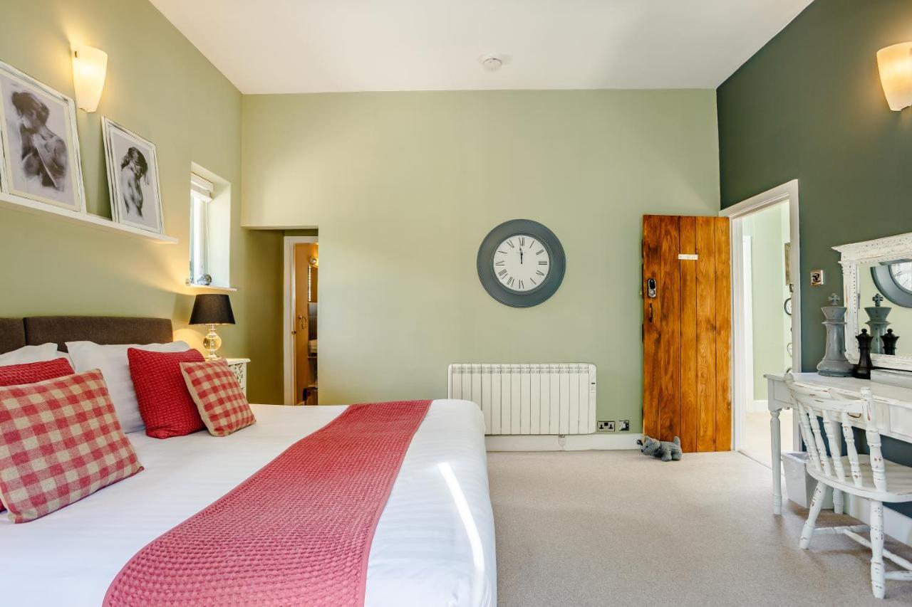 Broadrock Accommodation - Clock Cottage シェプストウ エクステリア 写真